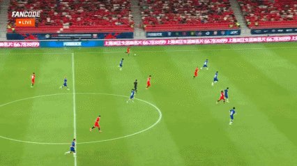 1689169081629056280.gif 任航击打.gif